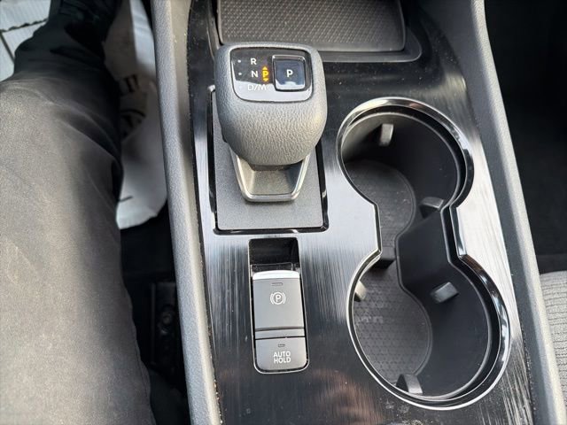 Used 2021 Nissan Rogue S image 21