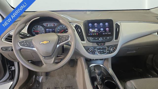 Used 2025 Chevrolet Malibu LT FWD image 16