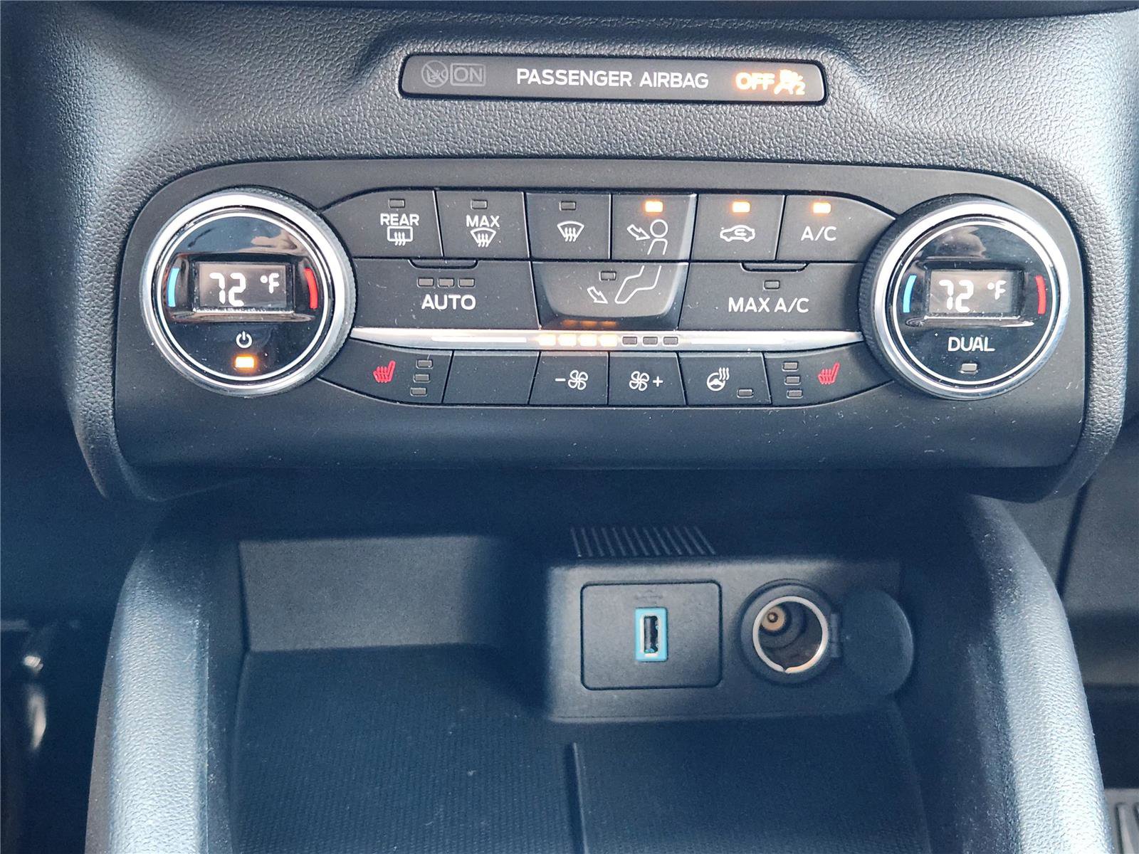 Certified 2020 Ford Escape Titanium AWD/4WD image 25