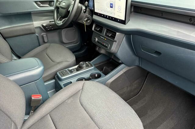 Certified 2025 Ford Maverick XL FWD image 15