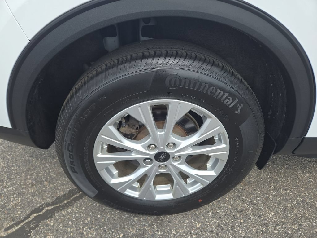 Certified 2023 Ford Escape Active AWD/4WD image 2
