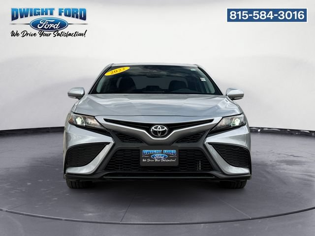 Used 2022 Toyota Camry SE w/ Cold Weather Package AWD/4WD image 8