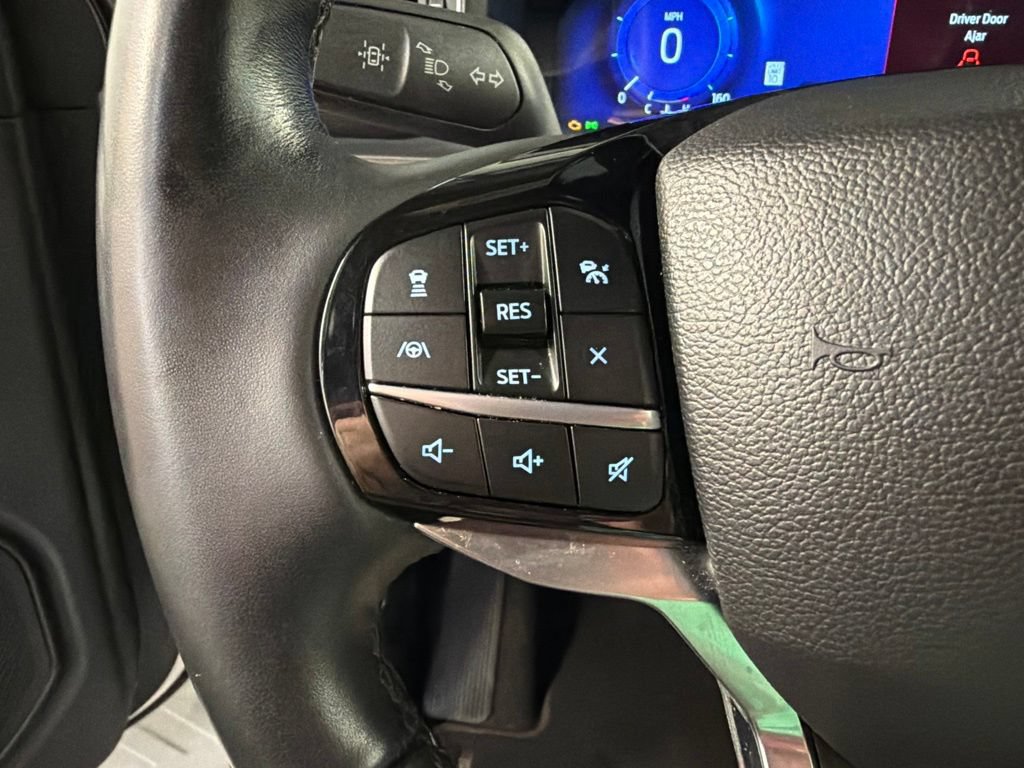 Certified 2023 Ford Explorer Platinum w/ Technology Package AWD/4WD image 18