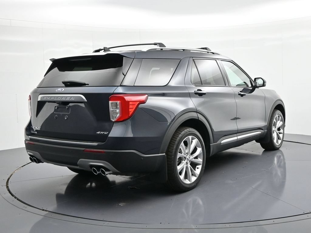 Certified 2022 Ford Explorer Platinum w/ Equipment Group 601A AWD/4WD image 6