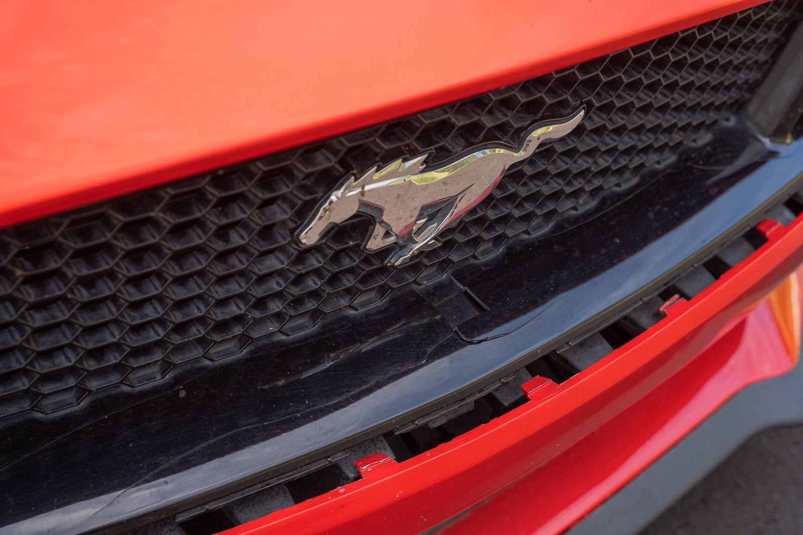 Certified 2018 Ford Mustang GT Premium RWD image 31