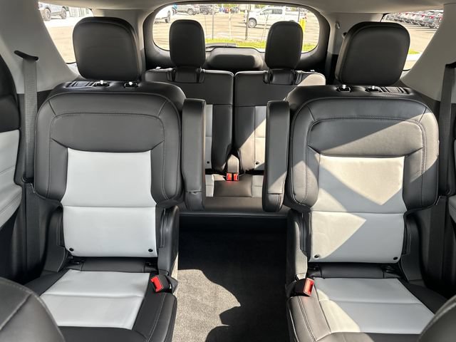Certified 2023 Ford Explorer XLT w/ Equipment Group 202A AWD/4WD image 57