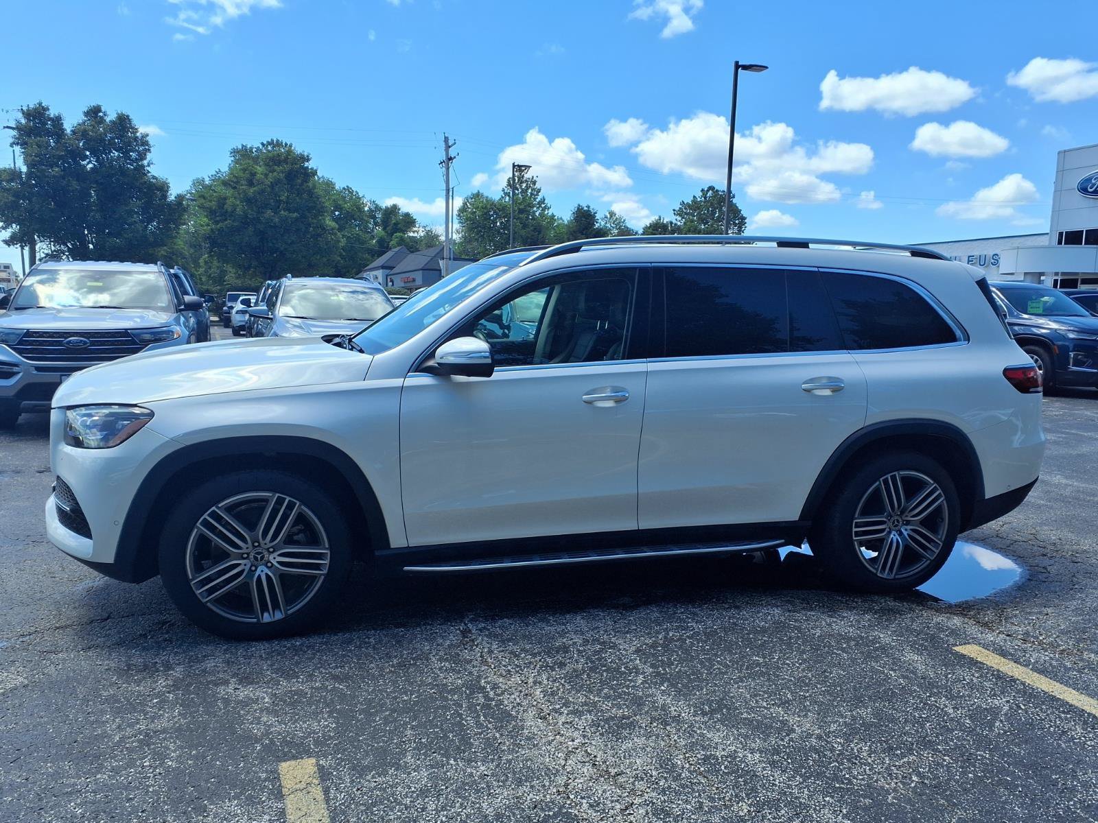 Used 2023 Mercedes-Benz GLS 450 4MATIC image 24