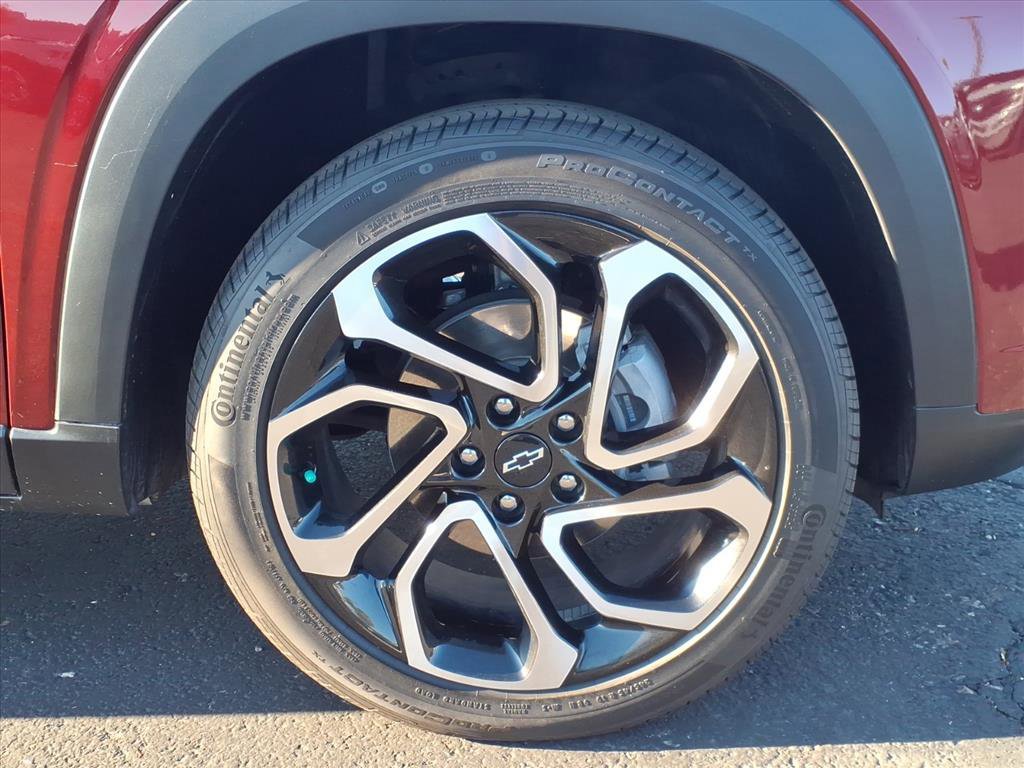 Used 2024 Chevrolet Trax RS image 9