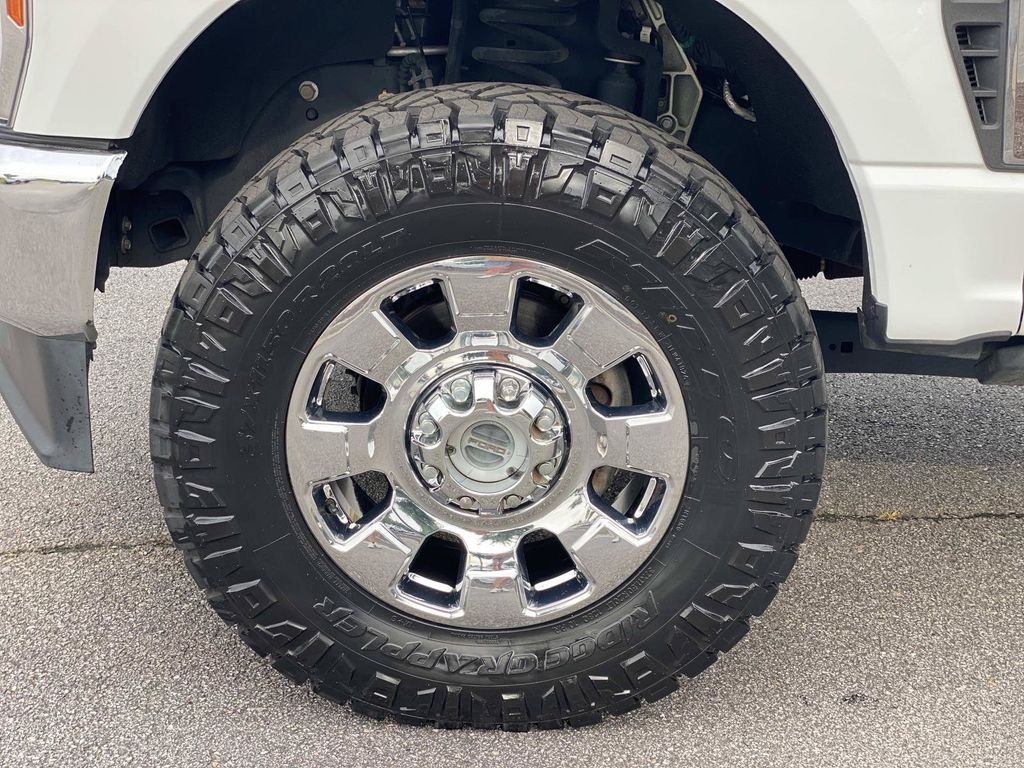 Certified 2023 Ford F250 Lariat w/ Lariat Ultimate Package AWD/4WD image 10