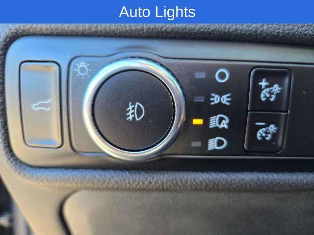 Certified 2023 Ford Explorer XLT w/ Equipment Group 202A AWD/4WD image 21