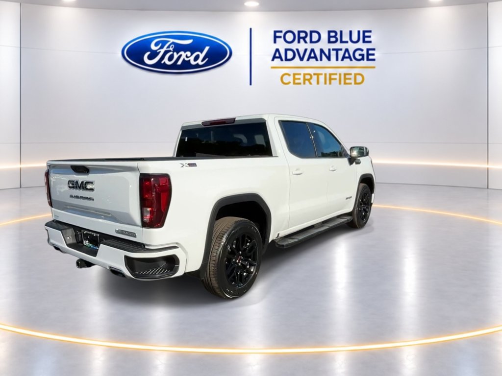 Used 2024 GMC Sierra 1500 Elevation w/ LPO, Elevation Black Package AWD/4WD image 9