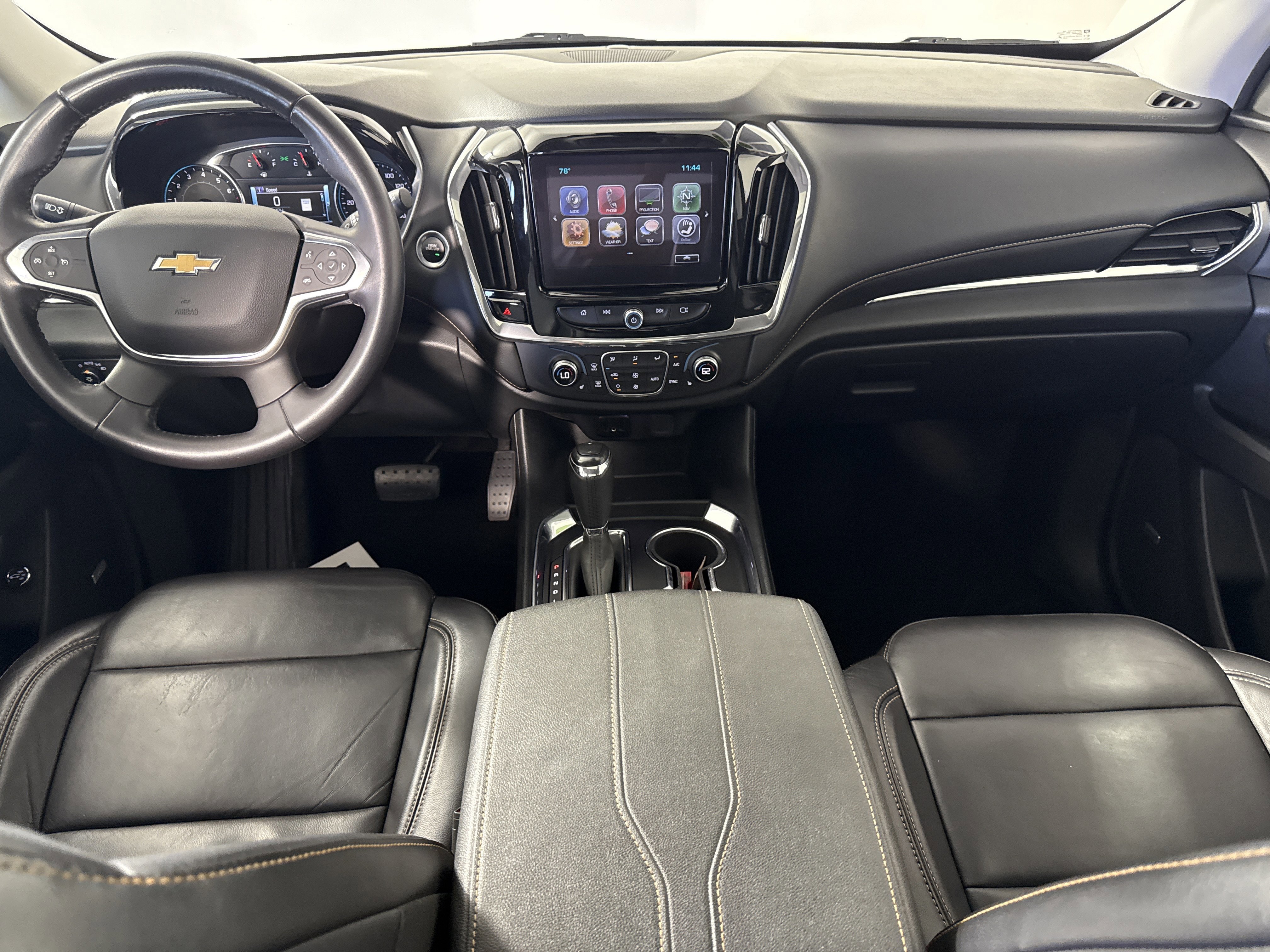 Used 2018 Chevrolet Traverse LT image 10