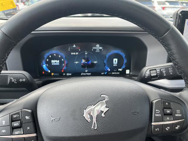 Certified 2025 Ford Bronco Sport Outer Banks w/ Outer Banks Tech Package+ AWD/4WD image 12