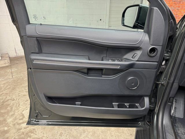 Certified 2022 Ford Expedition XLT image 14