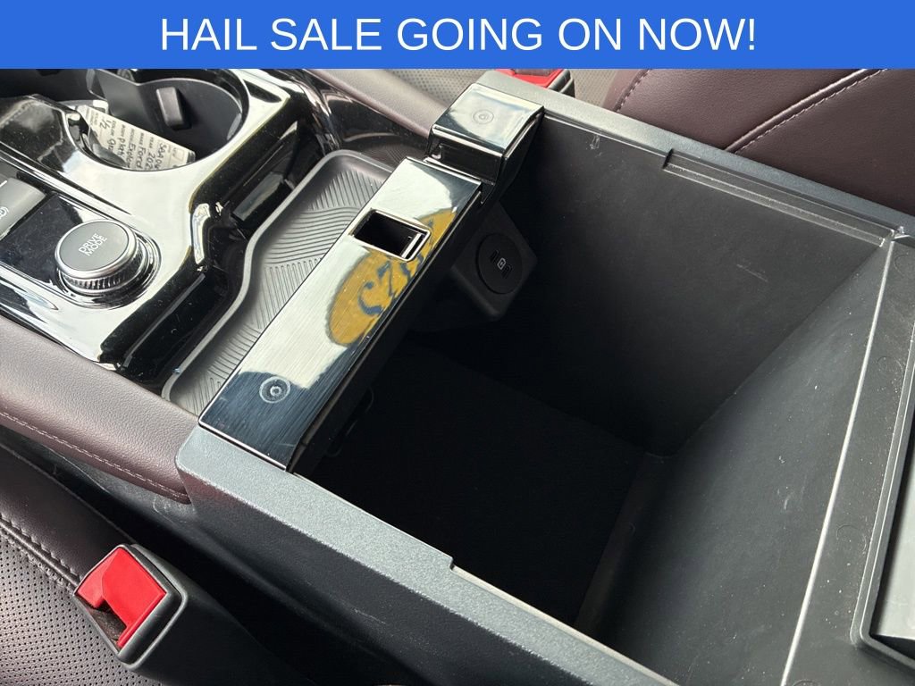 Certified 2025 Ford Explorer Platinum image 16