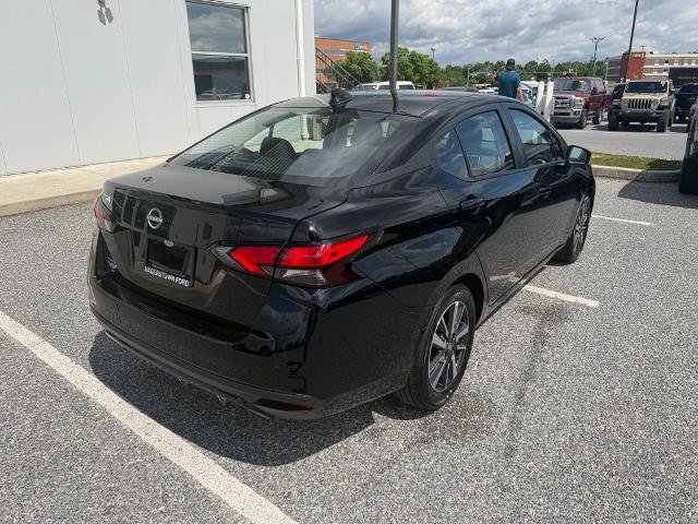 Used 2025 Nissan Versa SV FWD image 8