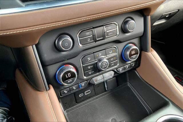 Used 2023 Chevrolet Tahoe High Country AWD/4WD image 32