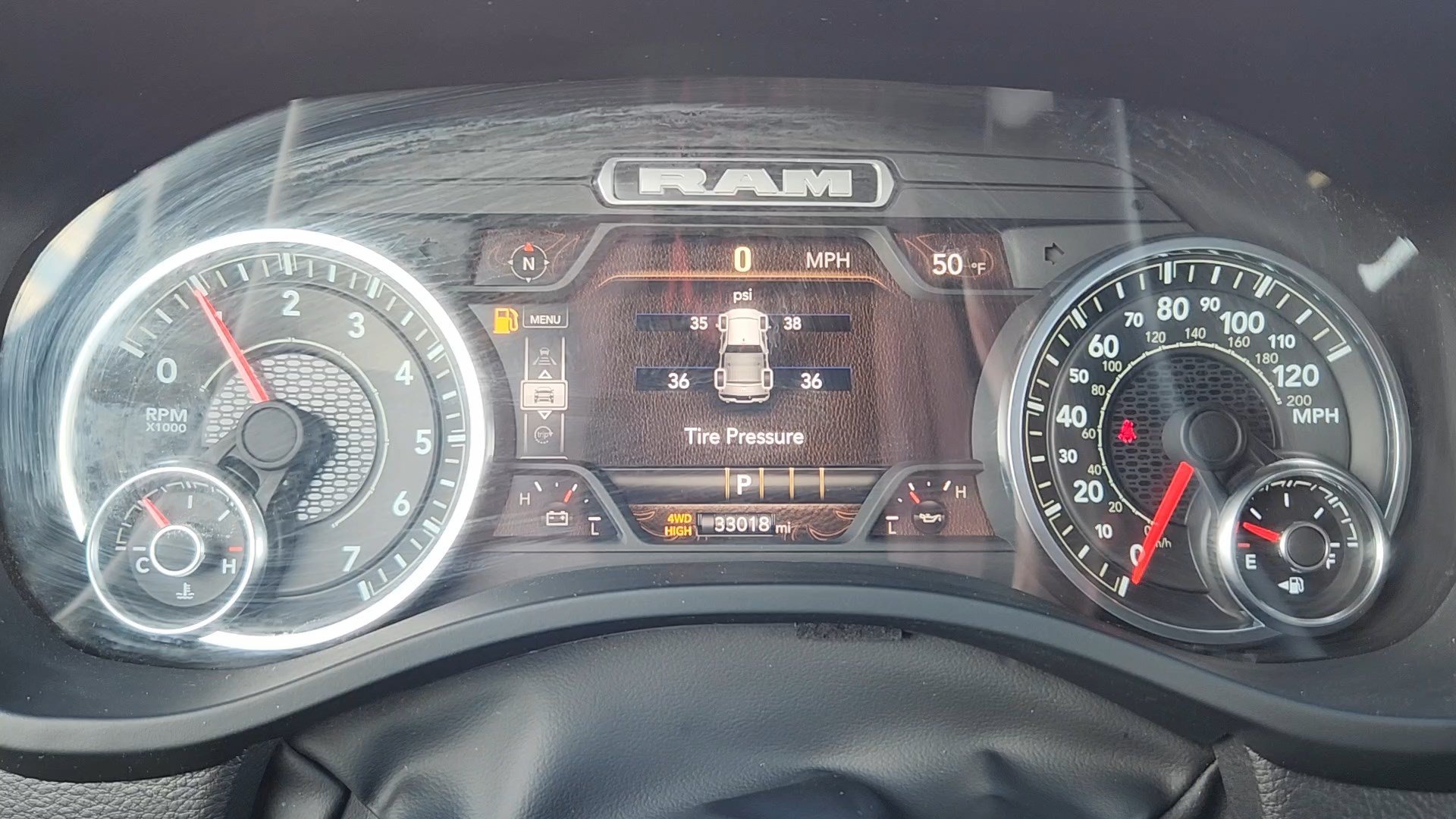 Used 2025 RAM 1500 Laramie AWD/4WD image 11