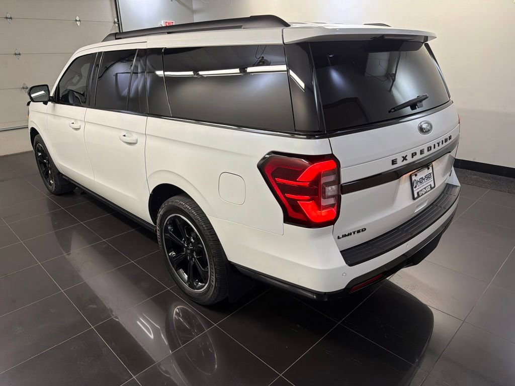 Certified 2022 Ford Expedition Max Limited AWD/4WD image 4