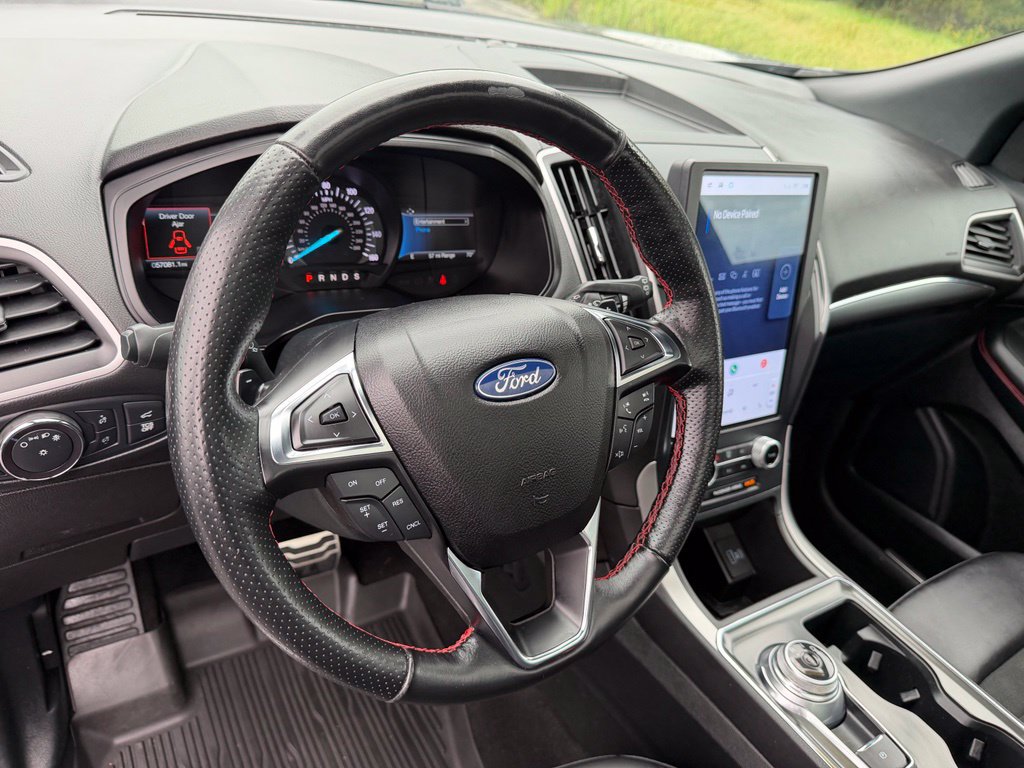 Certified 2022 Ford Edge ST-Line w/ Class II Trailer Tow Package AWD/4WD image 14