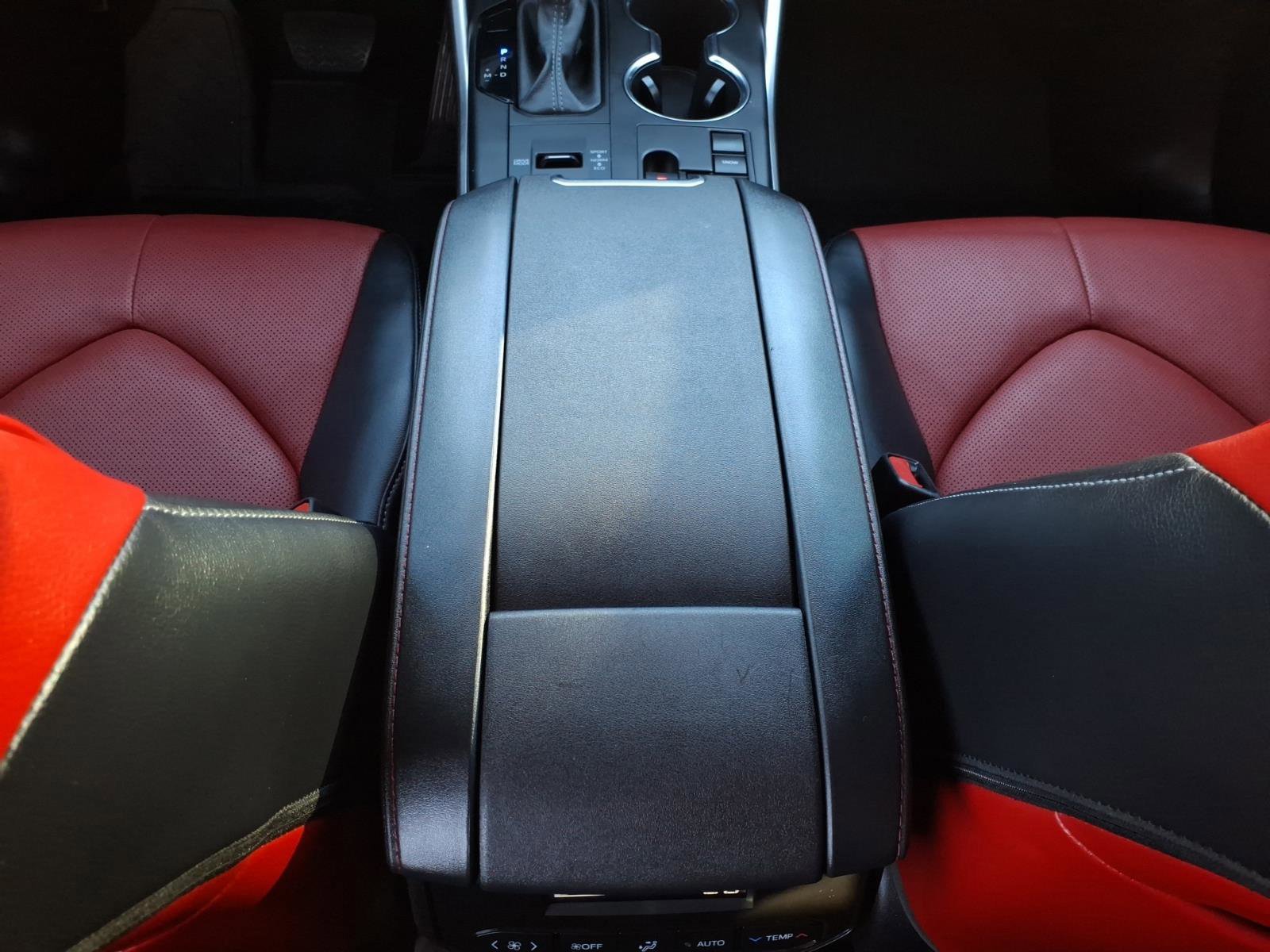 Used 2023 Toyota Highlander XSE image 19