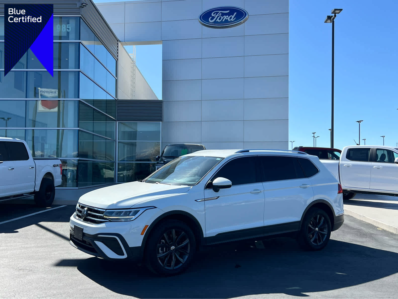 Used 2022 Volkswagen Tiguan SE