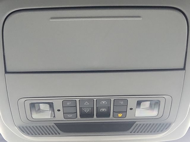 Certified 2023 Ford Explorer XLT w/ Equipment Group 202A AWD/4WD image 19