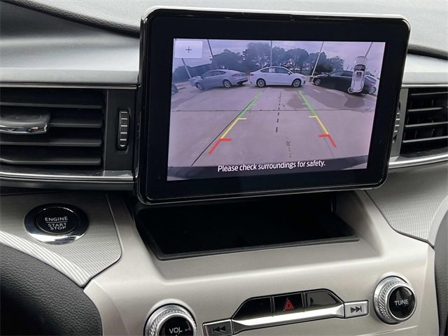 Certified 2022 Ford Explorer XLT w/ Equipment Group 202A image 24