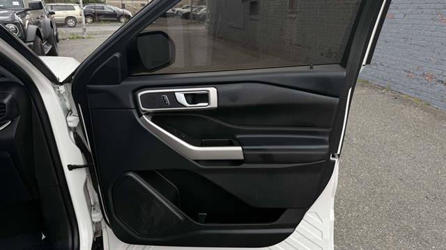 Certified 2023 Ford Explorer XLT w/ Equipment Group 202A AWD/4WD image 26