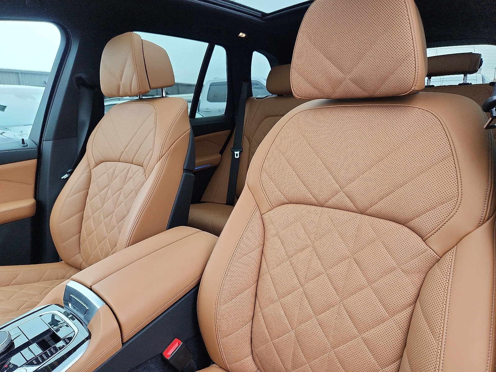 Used 2024 BMW X5 xDrive40i w/ Premium Package image 24