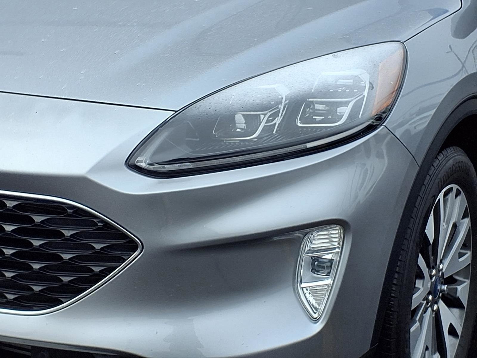 Certified 2022 Ford Escape Titanium w/ Class II Trailer Tow Package image 30