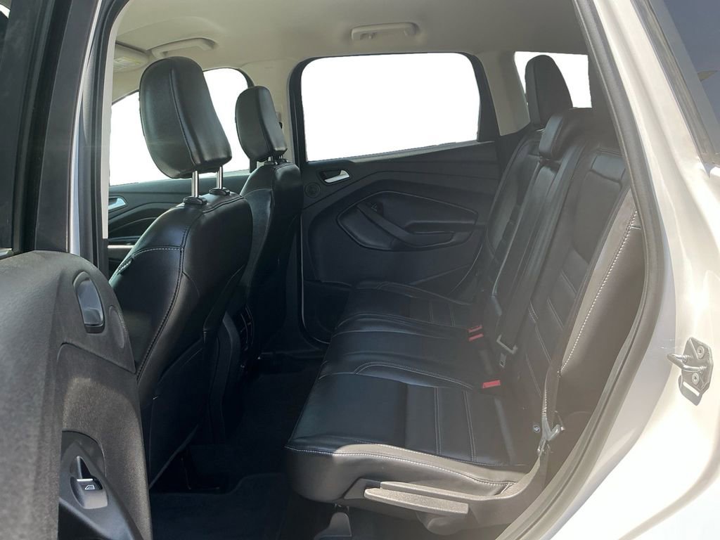Certified 2019 Ford Escape Titanium FWD image 21