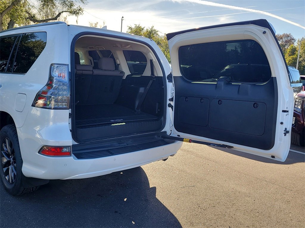 Used 2020 Lexus GX 460 Premium image 7