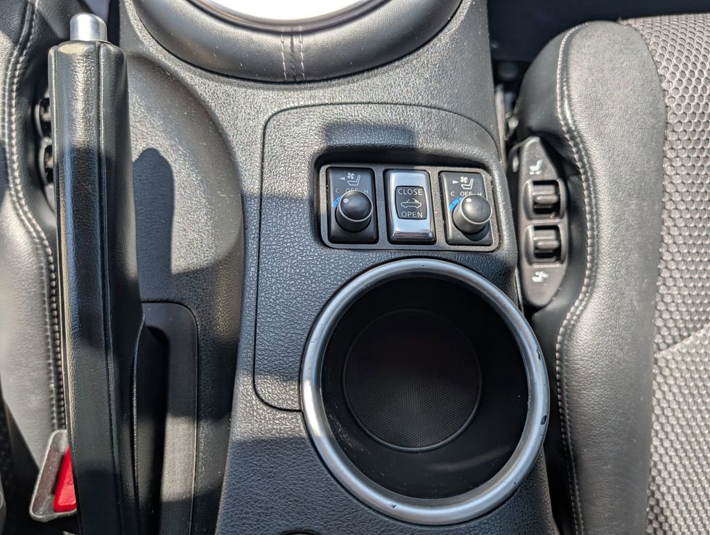 Used 2019 Nissan 370Z Touring RWD image 13