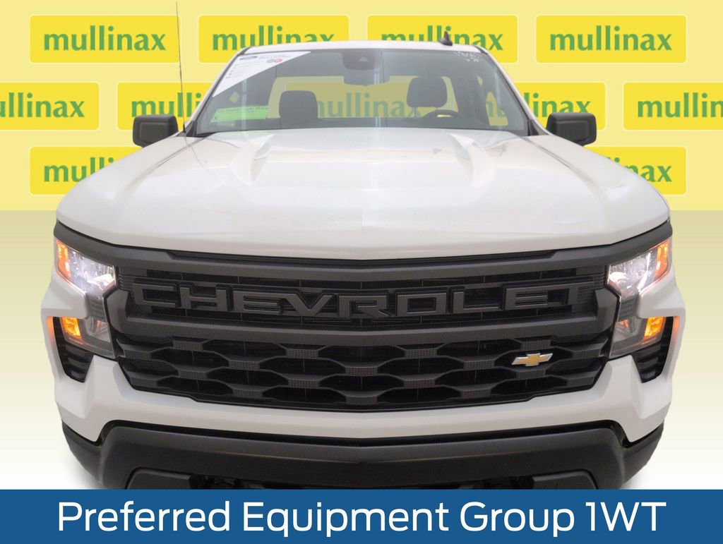 Used 2025 Chevrolet Silverado 1500 W/T w/ Trailering Package AWD/4WD image 14