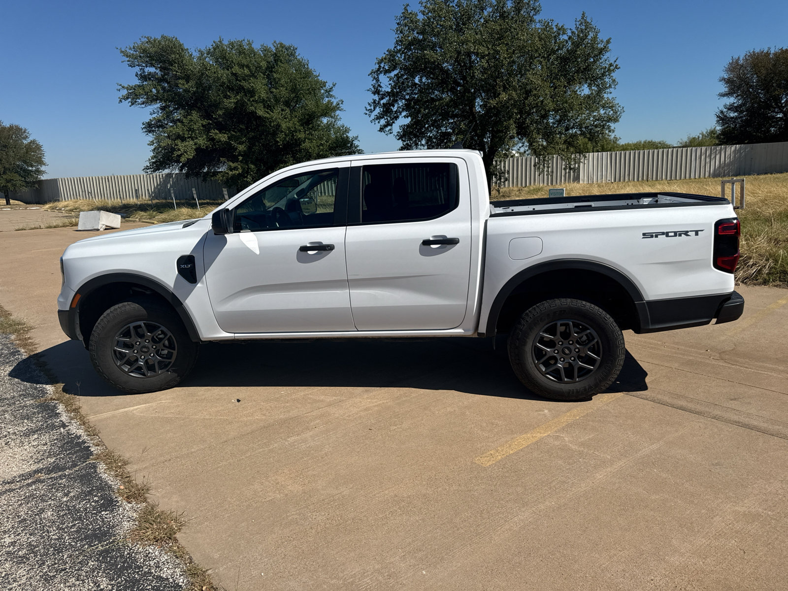 Certified 2025 Ford Ranger XLT RWD image 1