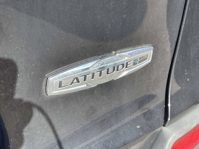 Used 2021 Jeep Cherokee Latitude Plus w/ Sun & Sound Group FWD image 7