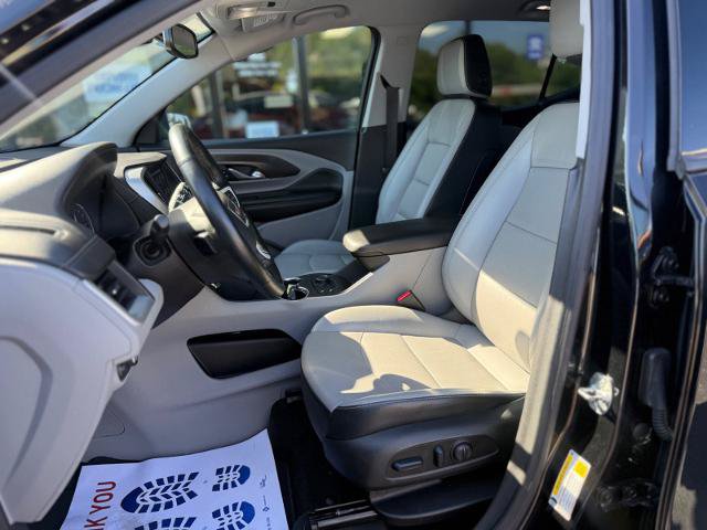 Used 2024 GMC Terrain SLT AWD/4WD image 7