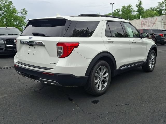 Certified 2023 Ford Explorer XLT w/ Equipment Group 202A AWD/4WD image 14