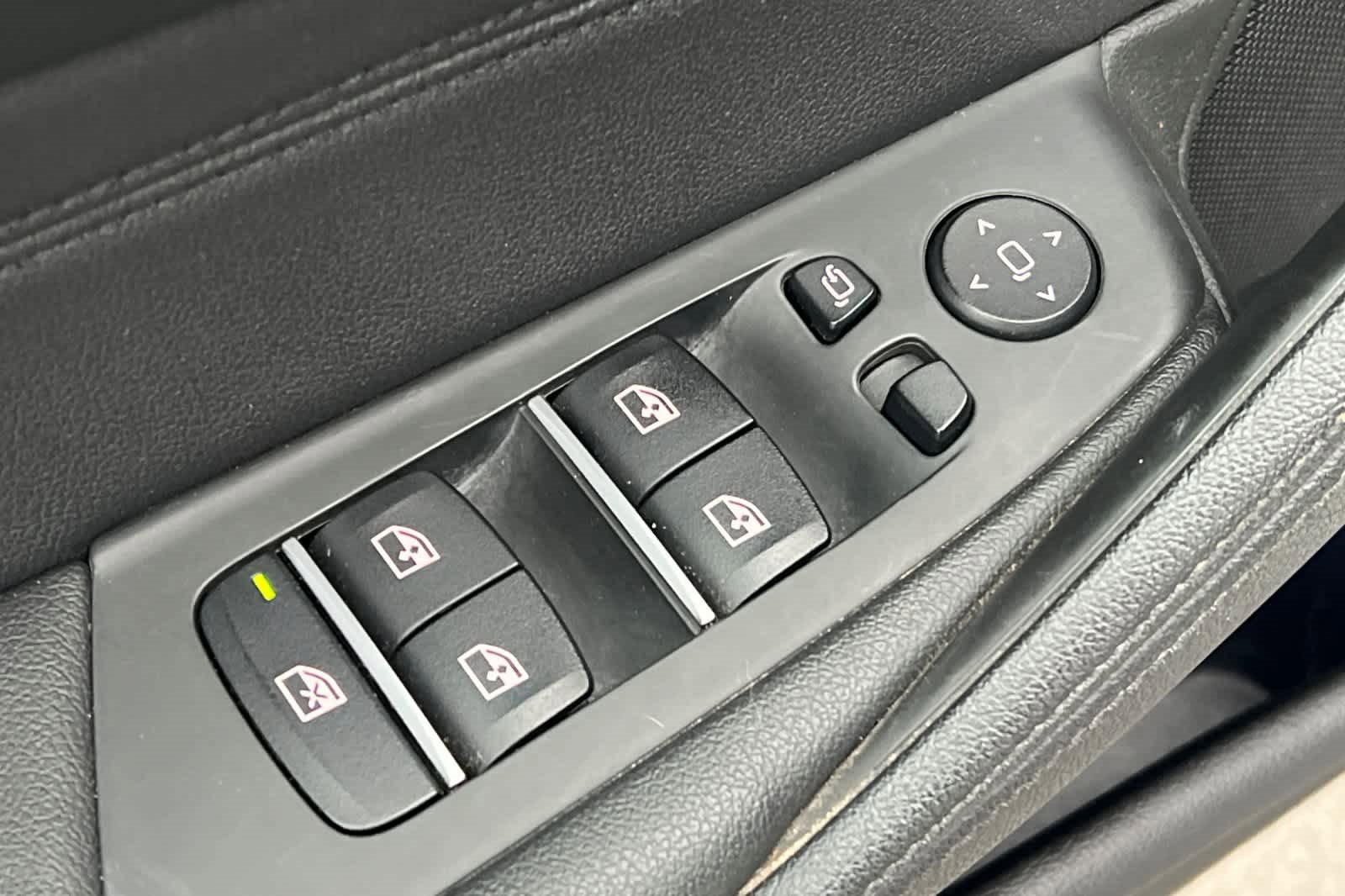 Used 2019 BMW 530i 530i w/ Convenience Package image 13