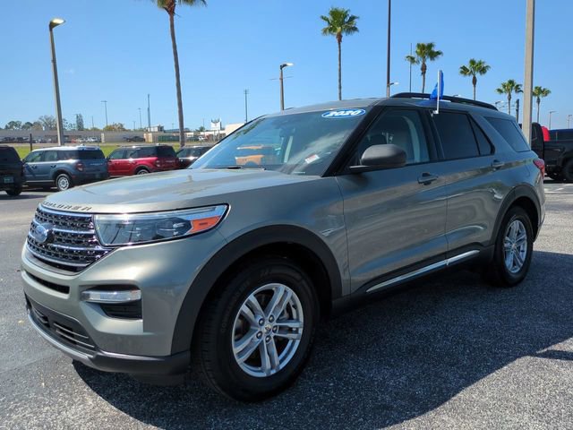 Certified 2020 Ford Explorer XLT w/ Equipment Group 202A image 9
