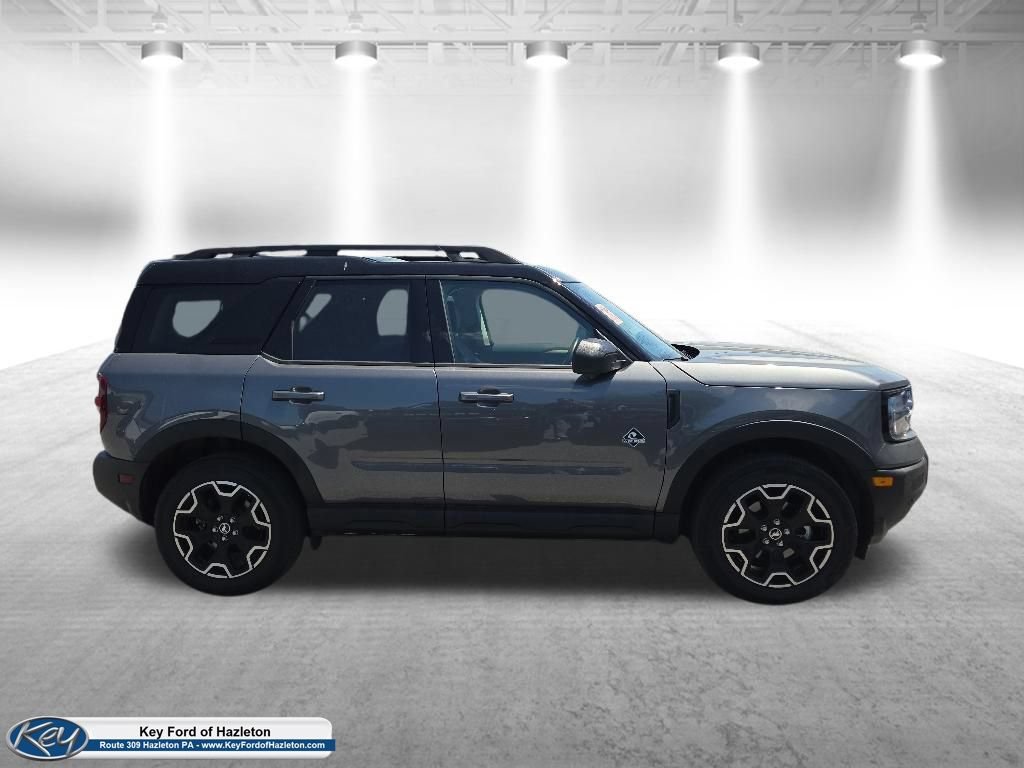 Certified 2025 Ford Bronco Sport Outer Banks w/ Outer Banks Tech Package+ AWD/4WD image 17
