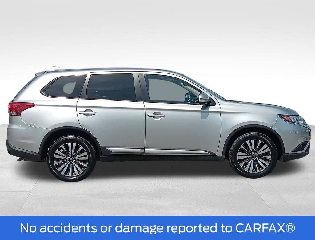 Used 2020 Mitsubishi Outlander SE AWD/4WD image 2