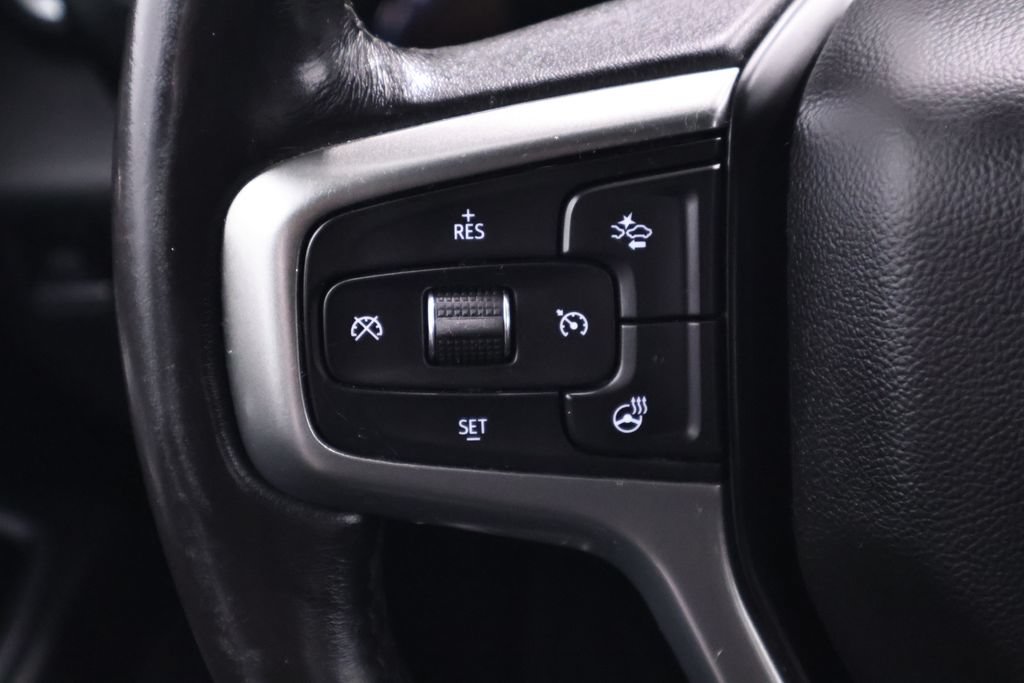 Used 2022 Chevrolet Silverado 1500 LT AWD/4WD image 23