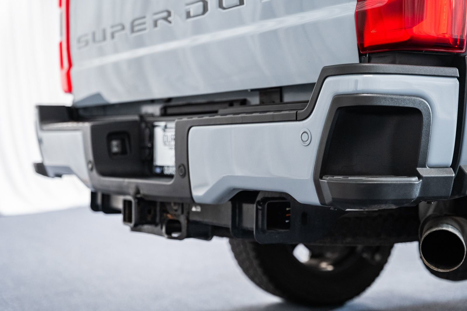 Certified 2025 Ford F250 Lariat w/ Black Appearance Package image 21