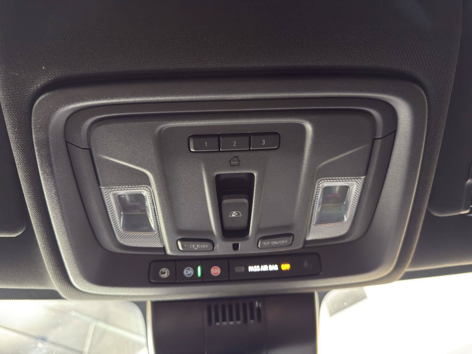 Used 2022 GMC Sierra 1500 AT4 w/ AT4 Premium Package AWD/4WD image 30