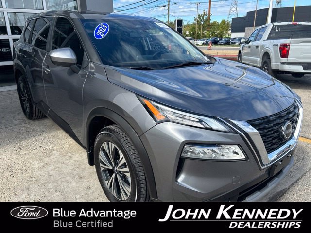 Used 2023 Nissan Rogue SV FWD image 4
