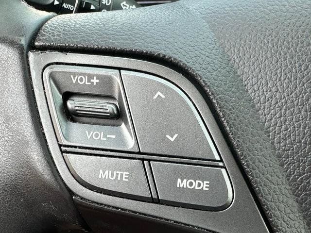 Used 2018 Hyundai Santa Fe Sport FWD image 18