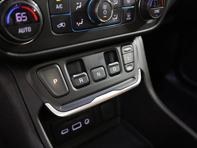 Used 2020 GMC Terrain SLT w/ Preferred Package AWD/4WD image 22