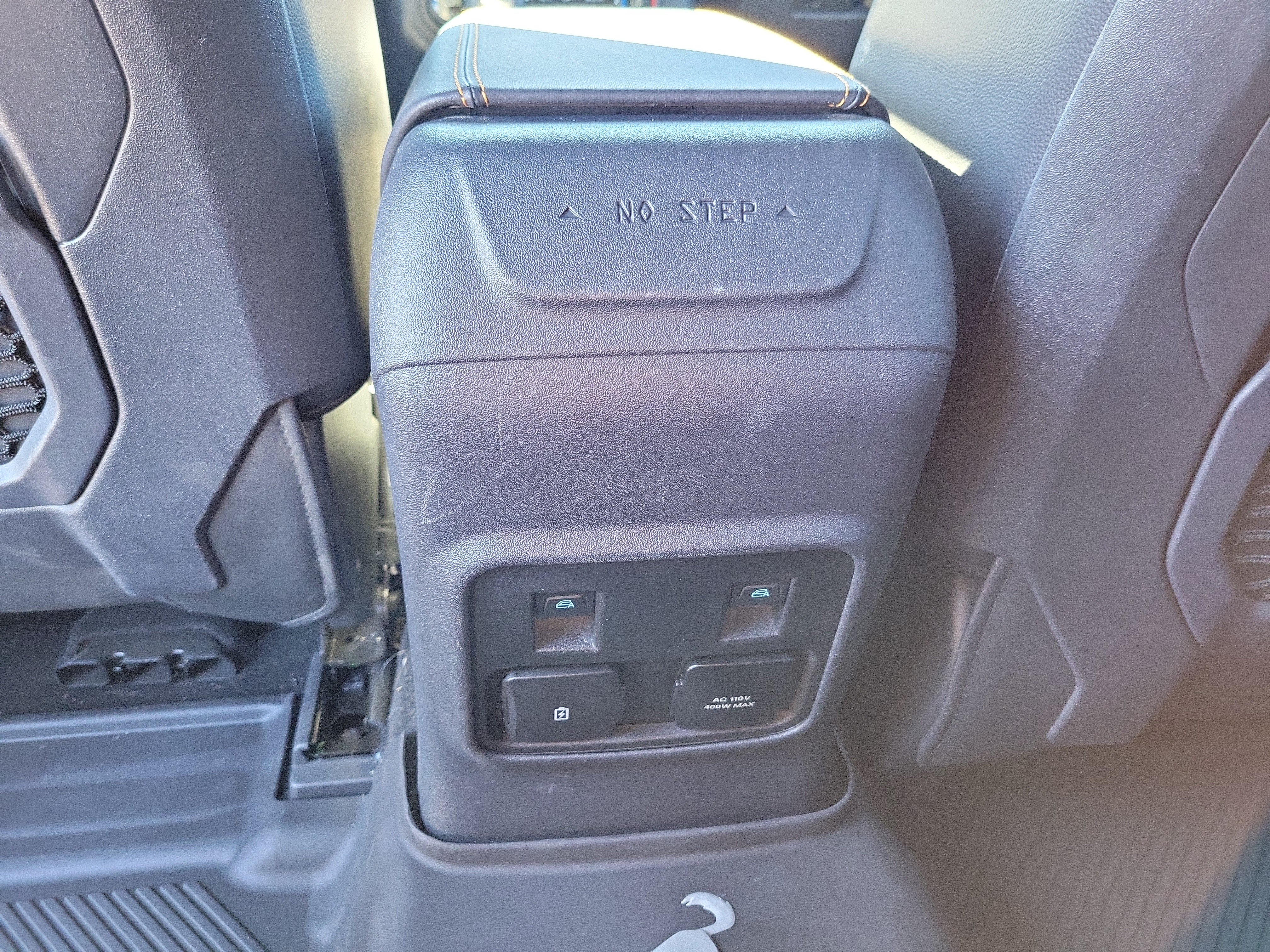 Certified 2024 Ford Bronco Badlands AWD/4WD image 14